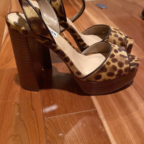 Steve Madden Heels - Picture 2 of 4